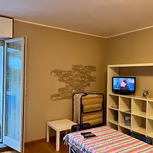 Appartamento Bilocale Nuovo In Centro 4 Posti Letto, Bergamo