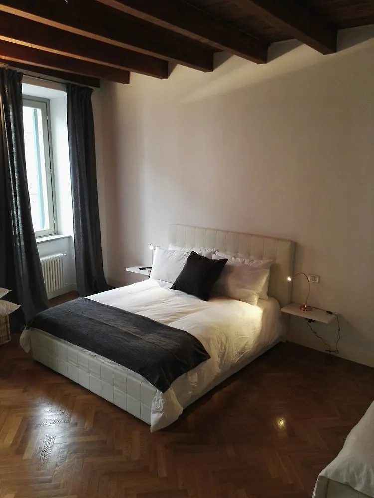 ** Affittacamere Hotel Quarenghi16 Bergamo Italia